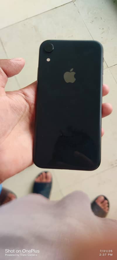 Apple iPhone XR