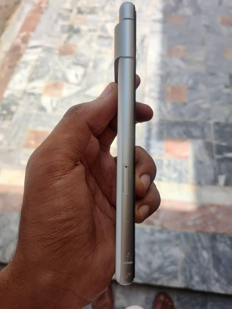 Google Pixel 7 3