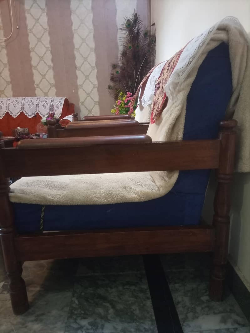 sofa or tabal set 4