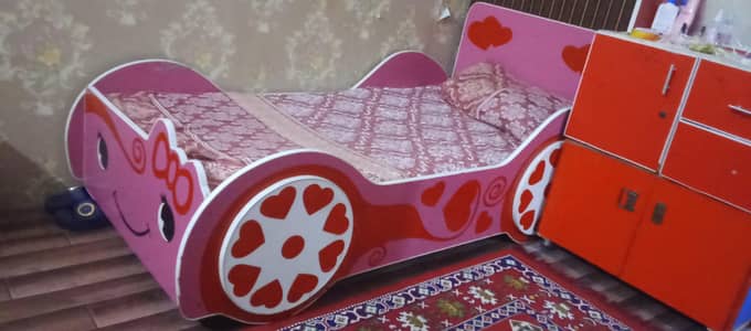 Single bed