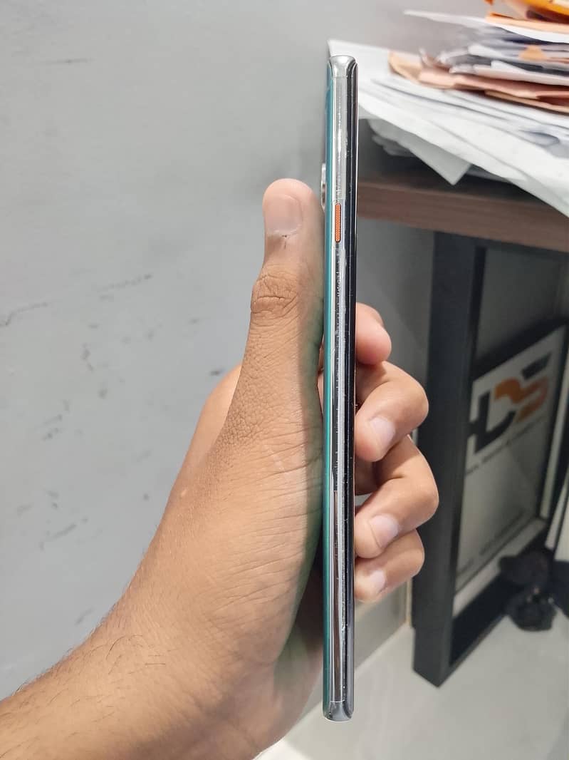 tecno camon 40 pro 2