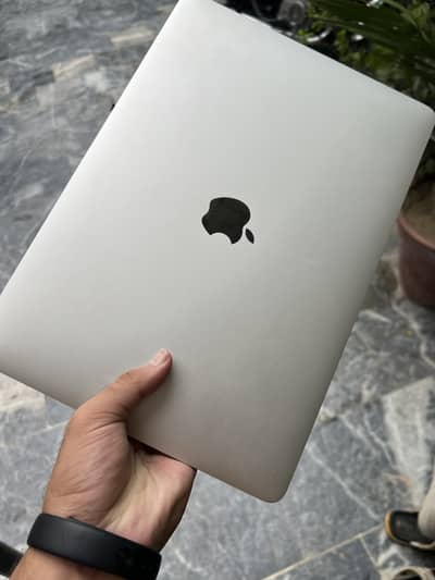 Macbook Air 2020 10/10 Condition