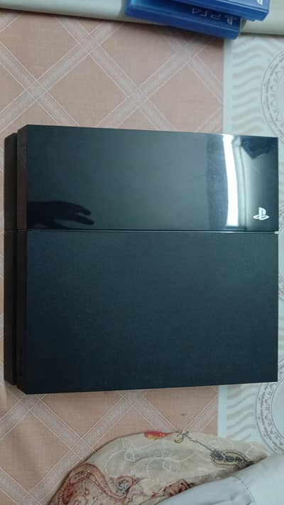 used ps4 with two controllers