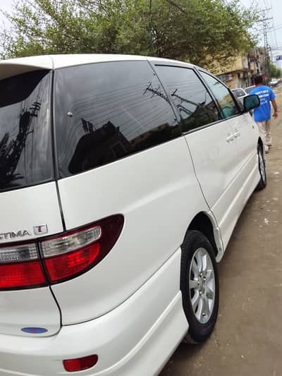 Toyota estima t