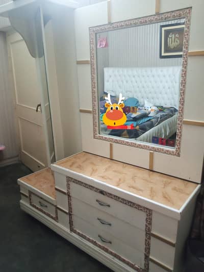 Dressing Table with Double mirror (180 degree rotating mirror)