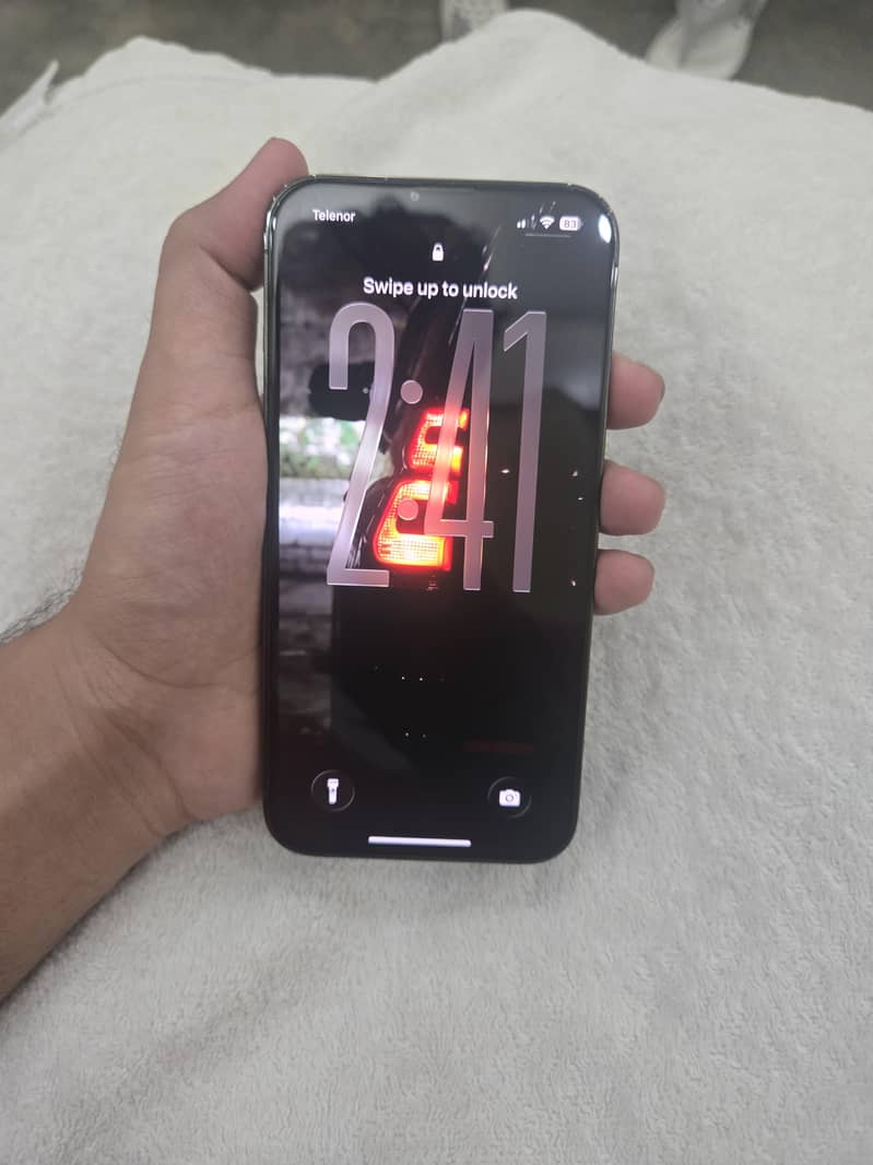 Apple iPhone 13 Pro(FU) 1