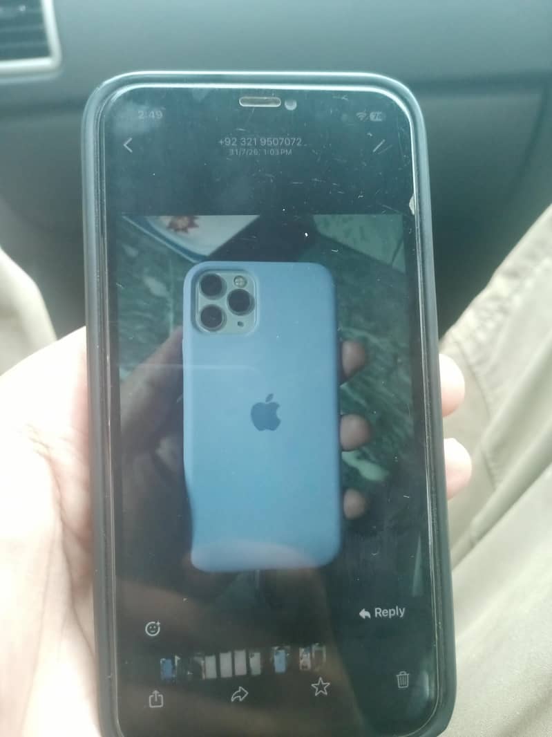 Apple iPhone 11 Pro 1