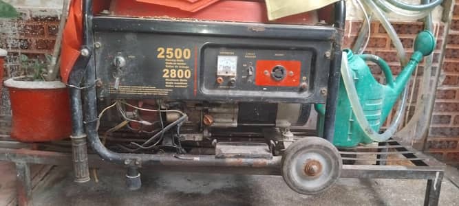 Generator used perfect in condition 2800 walt