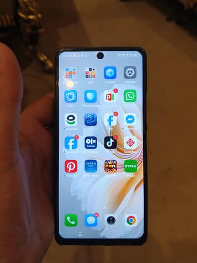 Tecno CAMON 20