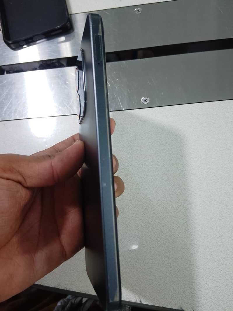 OPPO A3 5