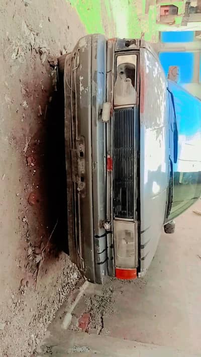 Nissan Sunny 1988