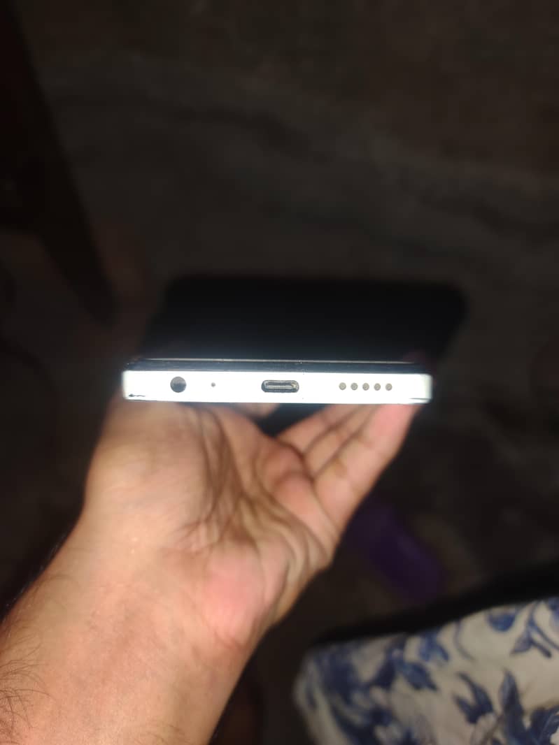 Itel A50C 4