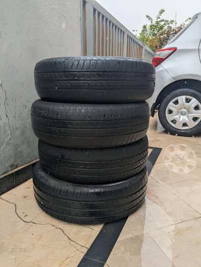 Vitz Tyre Vantias 2138 tyre for cars 165/7014