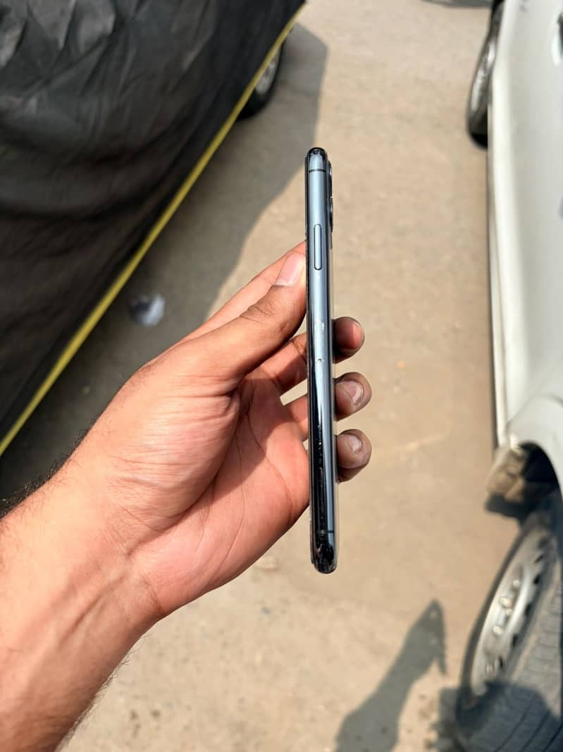 Iphone 11 Pro max Pta approved 2