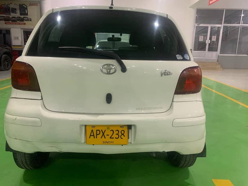 Toyota Vitz 2004 15