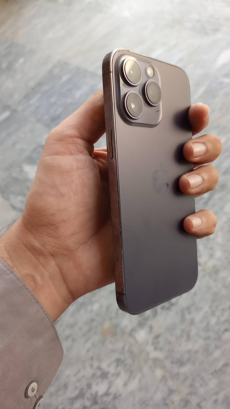 Apple iPhone 14 Pro Max 3