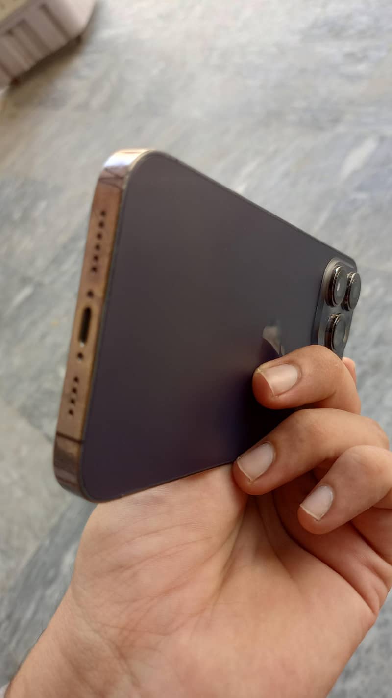 Apple iPhone 14 Pro Max 5
