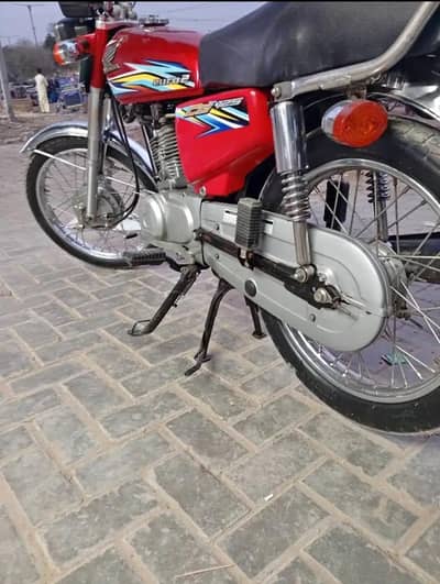 CG 125 2018 ORIGINAL CONDITION KARACHI NUMBER