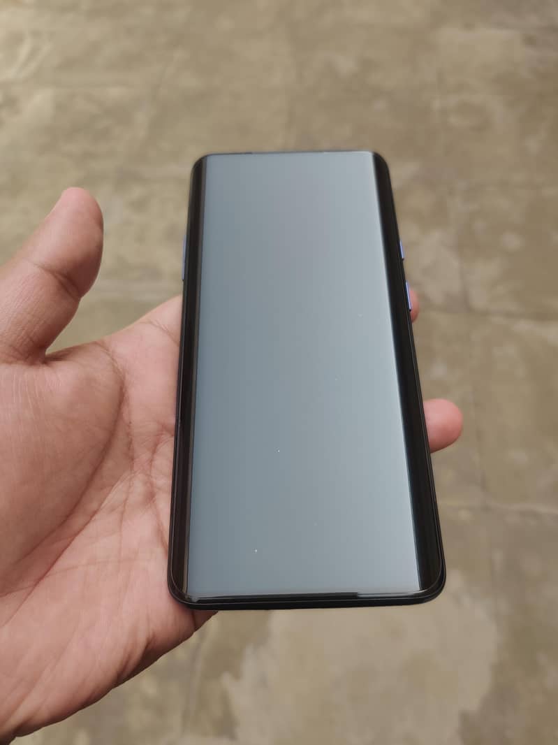 OnePlus 7 pro 8/256 1