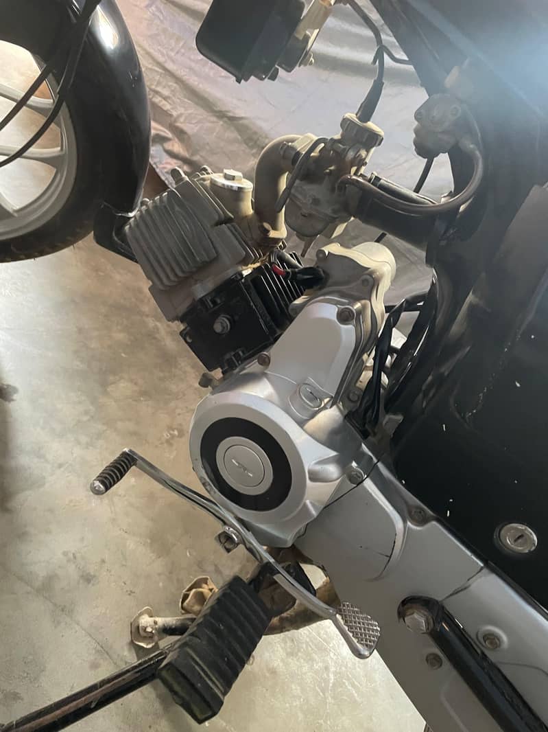 Crown 100cc self start 8