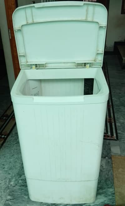 Dowellence DW-9200 WFL Washing Machine – Excellent Condition