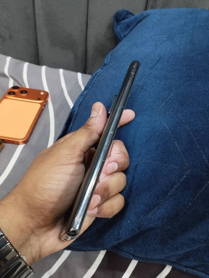 Samsung Mobile A71 quantum 5g 8