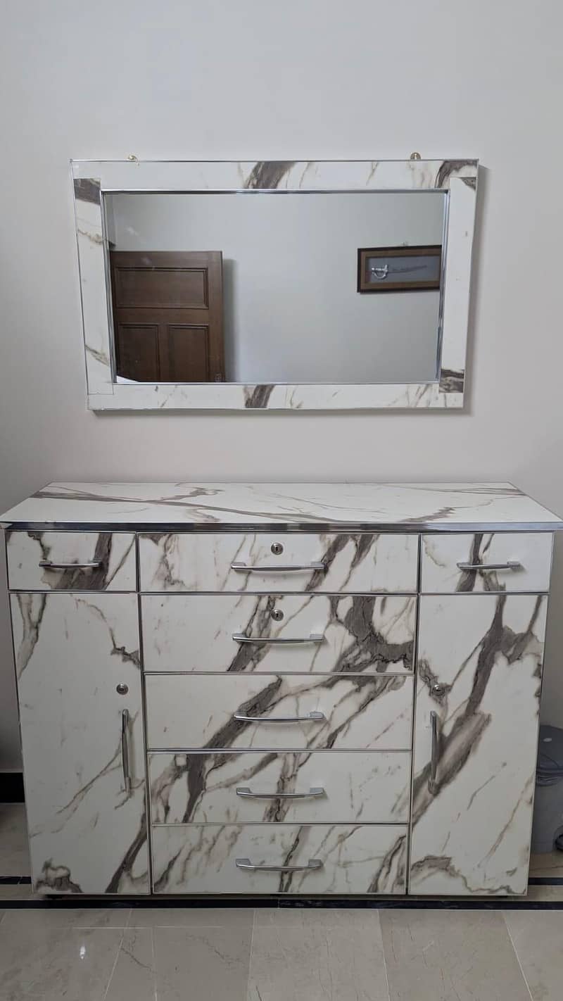 Makeup Vanity(Dressing) 1