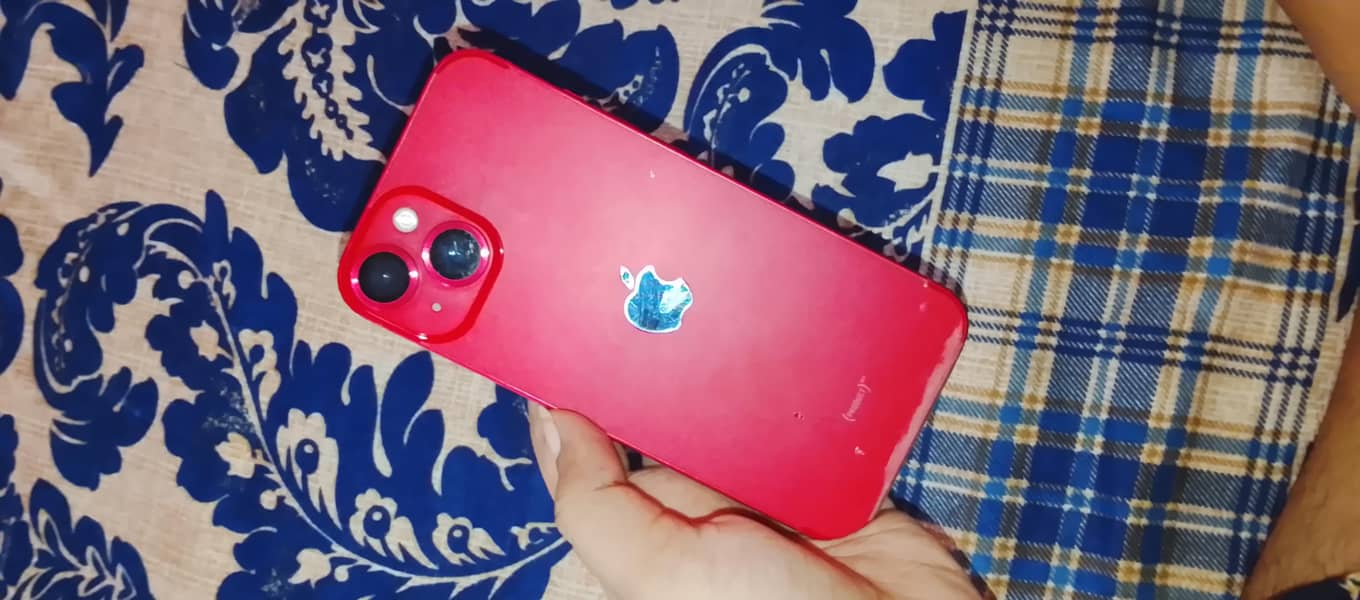 Apple iPhone 14 3