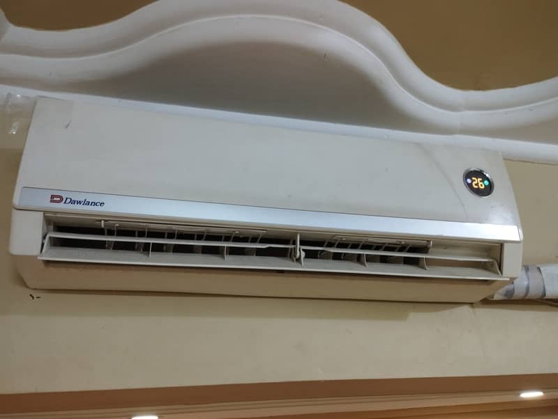 Dawlance split AC 1 ton 0