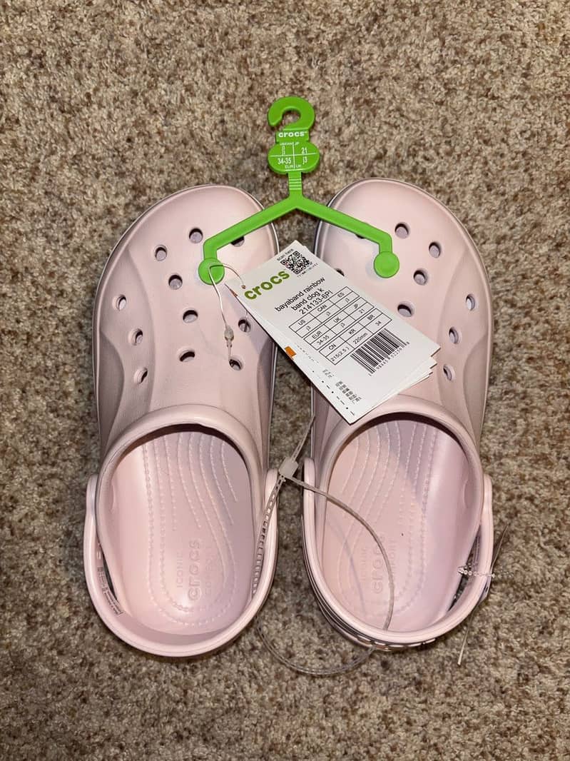 Crocs 4