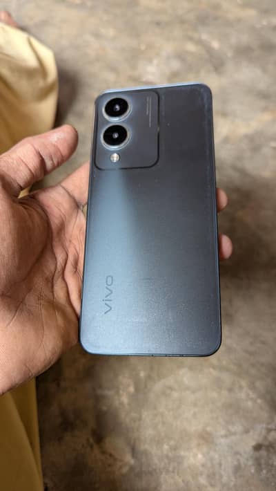 Vivo Y17s