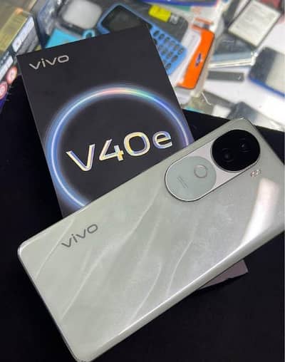 vivo v40e 8GB RAM 256GB memory 0325/1268/477