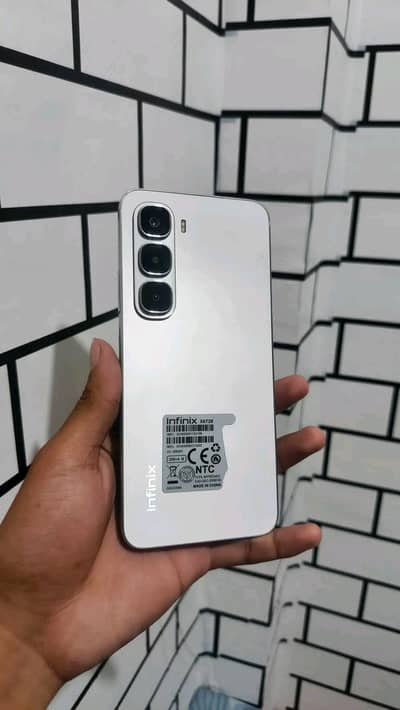 Infinix Hot 60i 12+256 GB PTA Approved