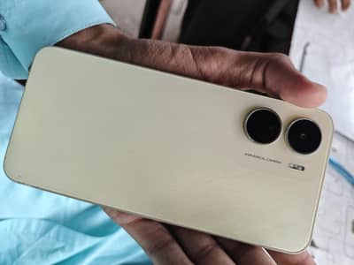 Vivo Y16