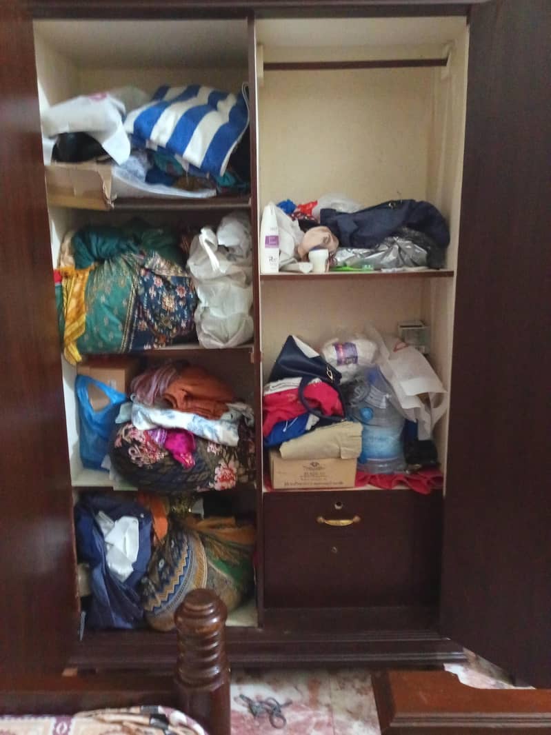 wardrobe 1
