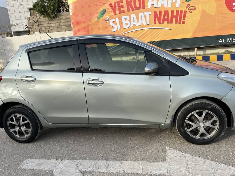 Toyota Vitz 2013 3
