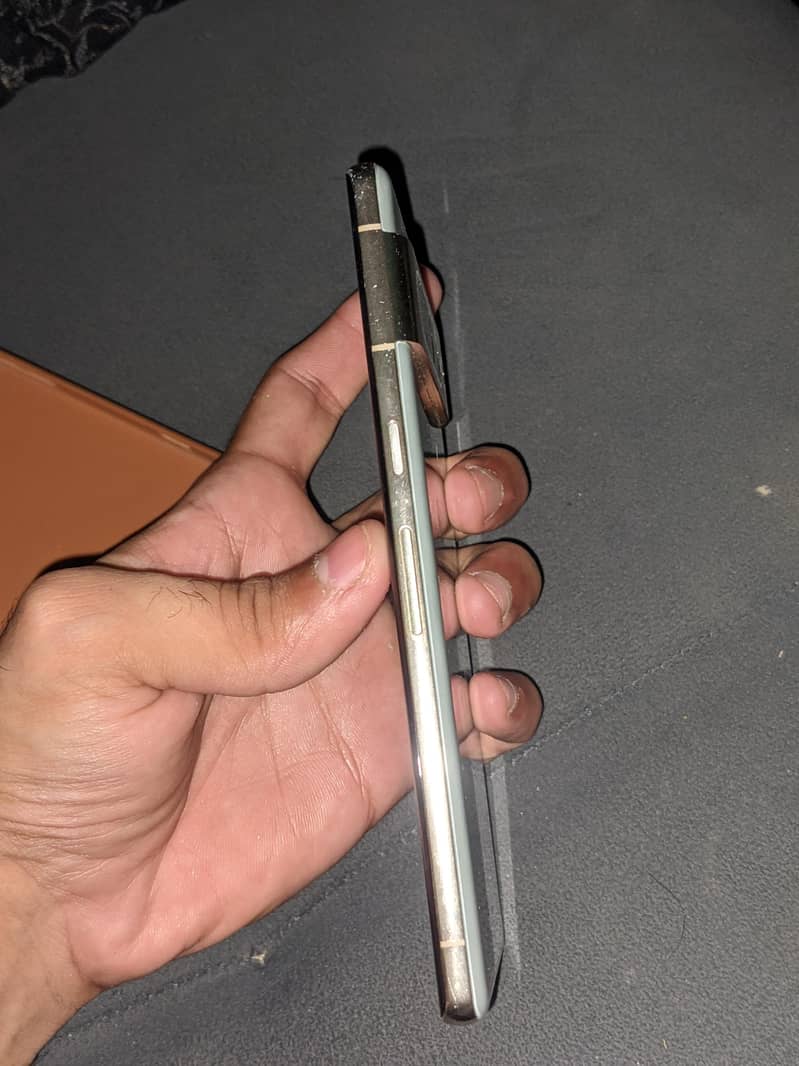Google Pixel 7 Pro 4