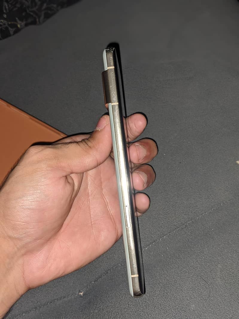 Google Pixel 7 Pro 6