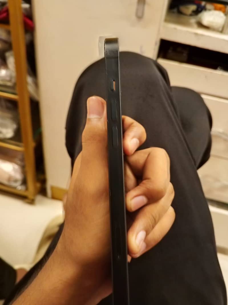 Apple iPhone 14 plus 3