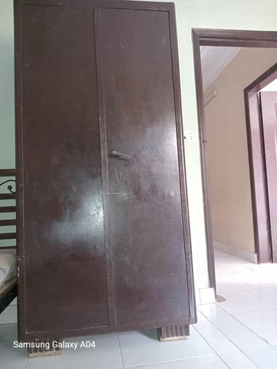 wardrobe