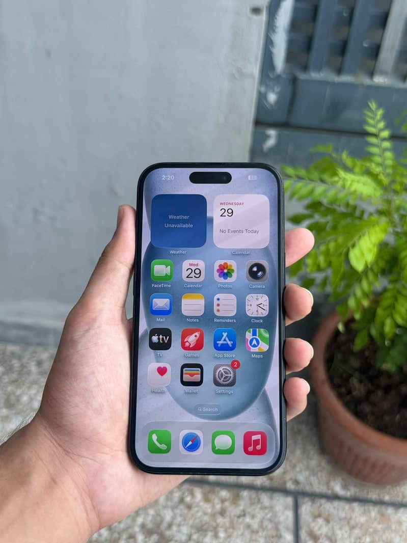 Apple iPhone 15 2