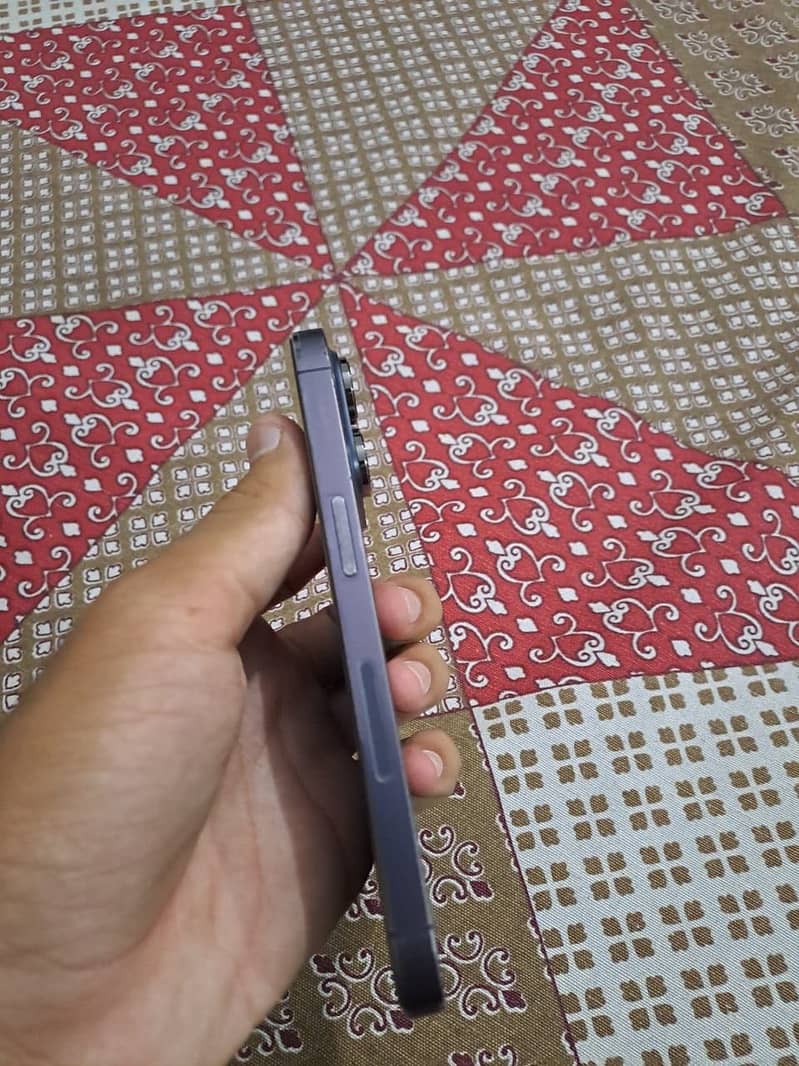 Apple iPhone 14 Pro 3