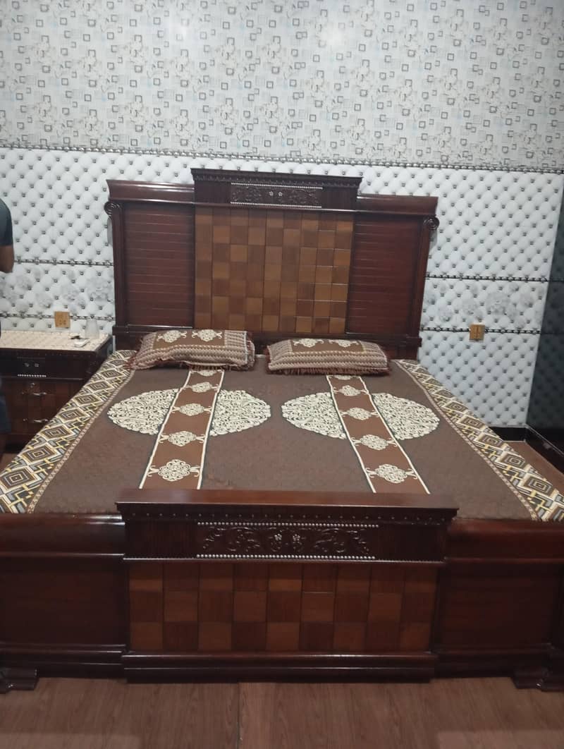 bed dressing with side table 3