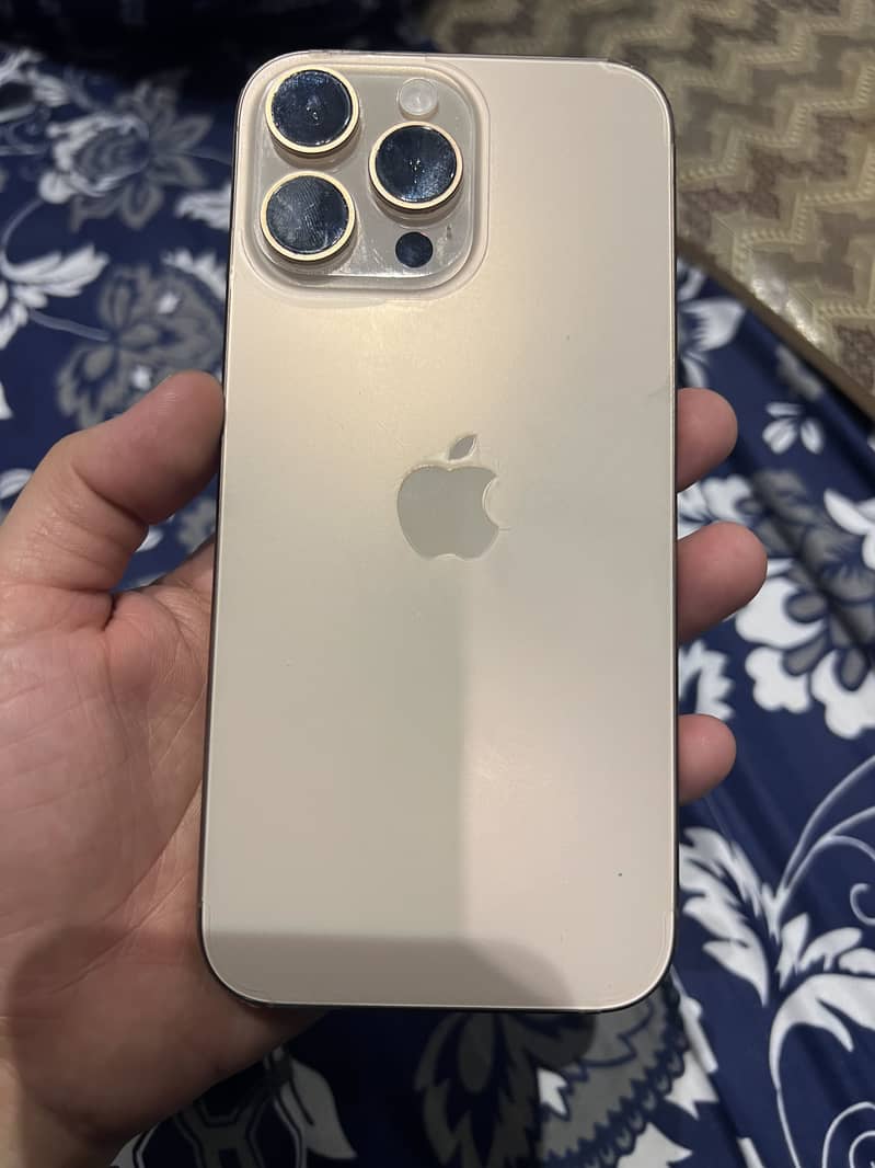 Apple iPhone 16 Pro Max 0