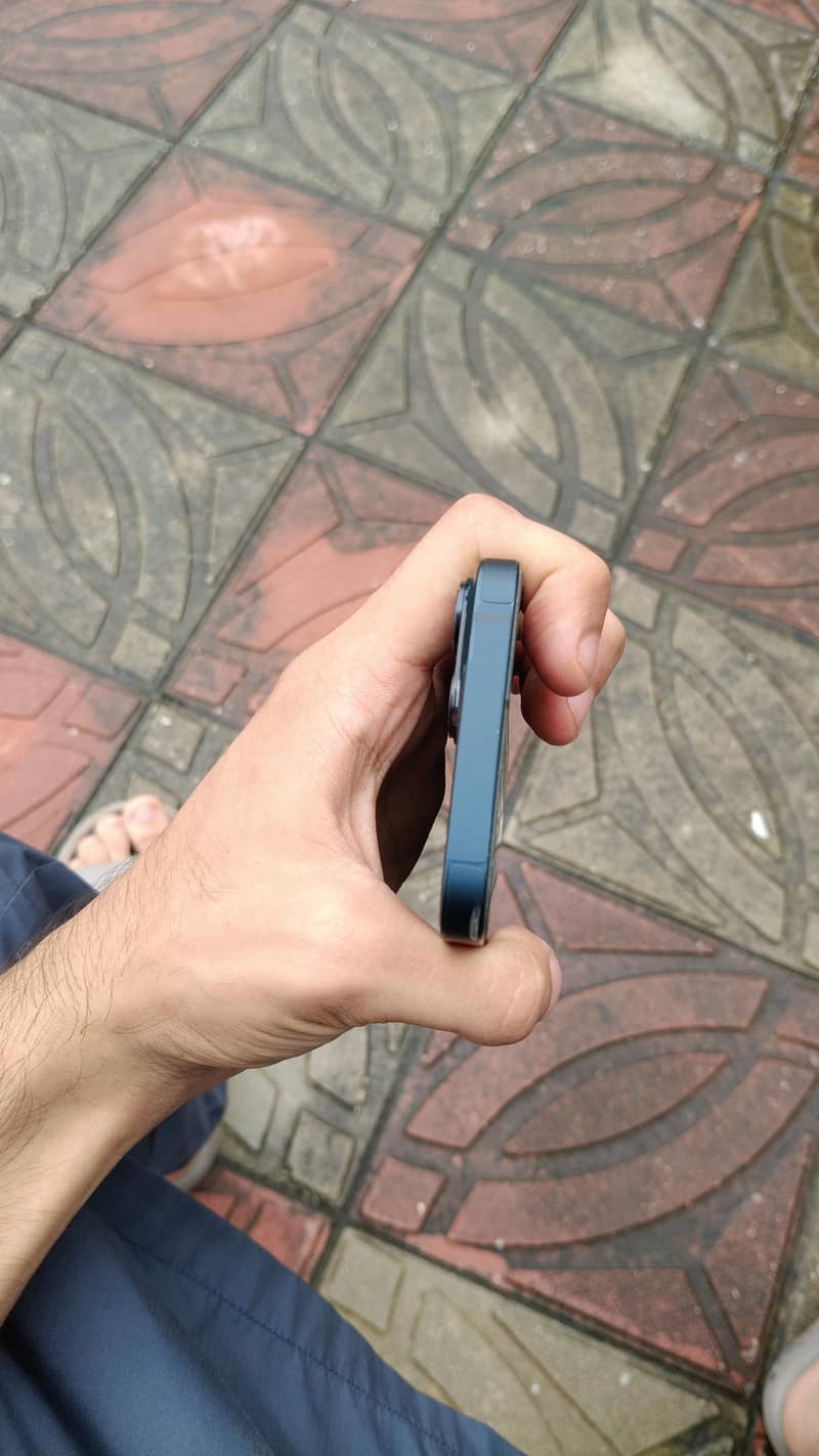 Apple iPhone 14 1