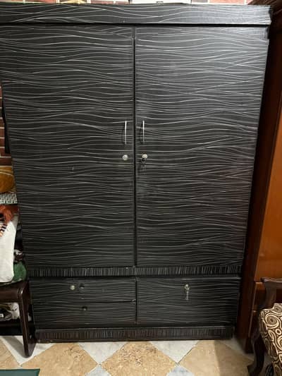 wardrobe  double sides,drawers in good condition