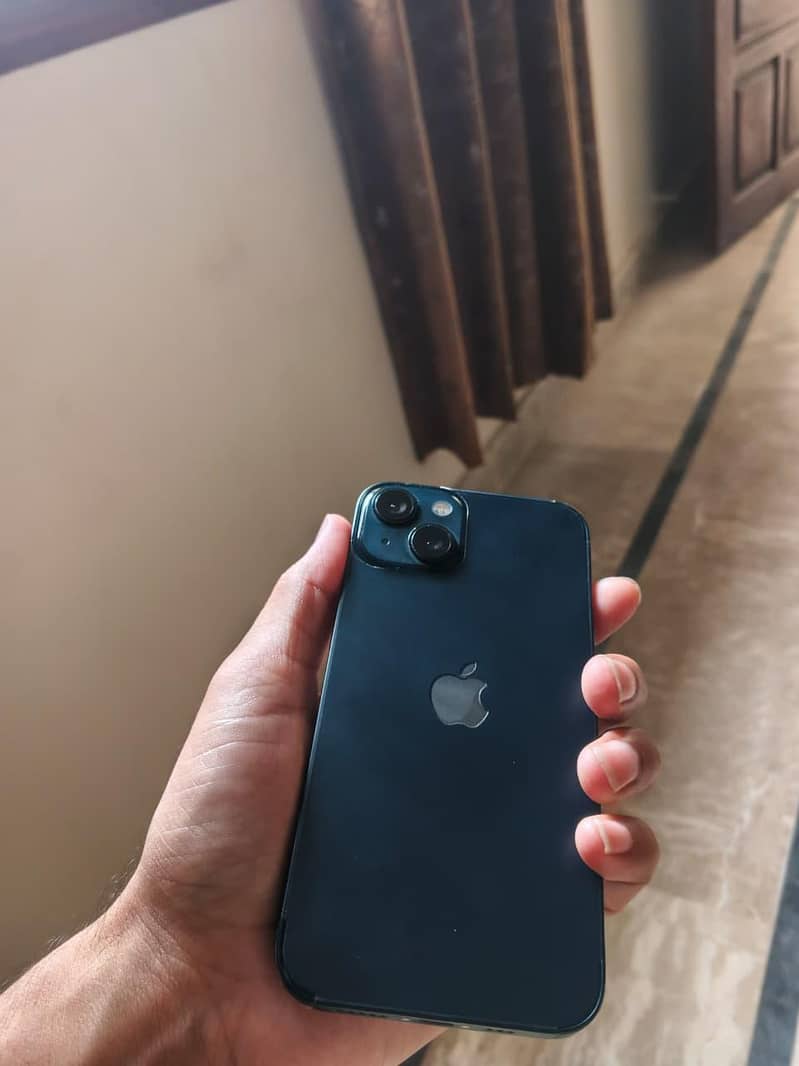 Apple iPhone 13 1