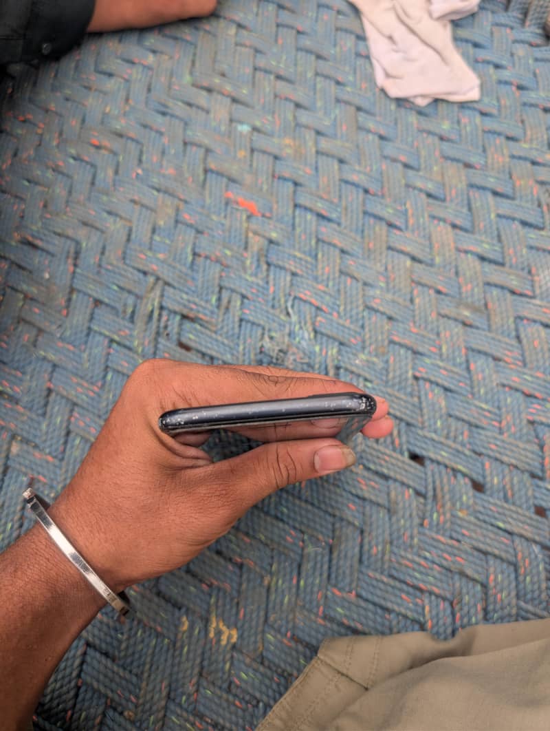 Apple iPhone 7 Plus 3