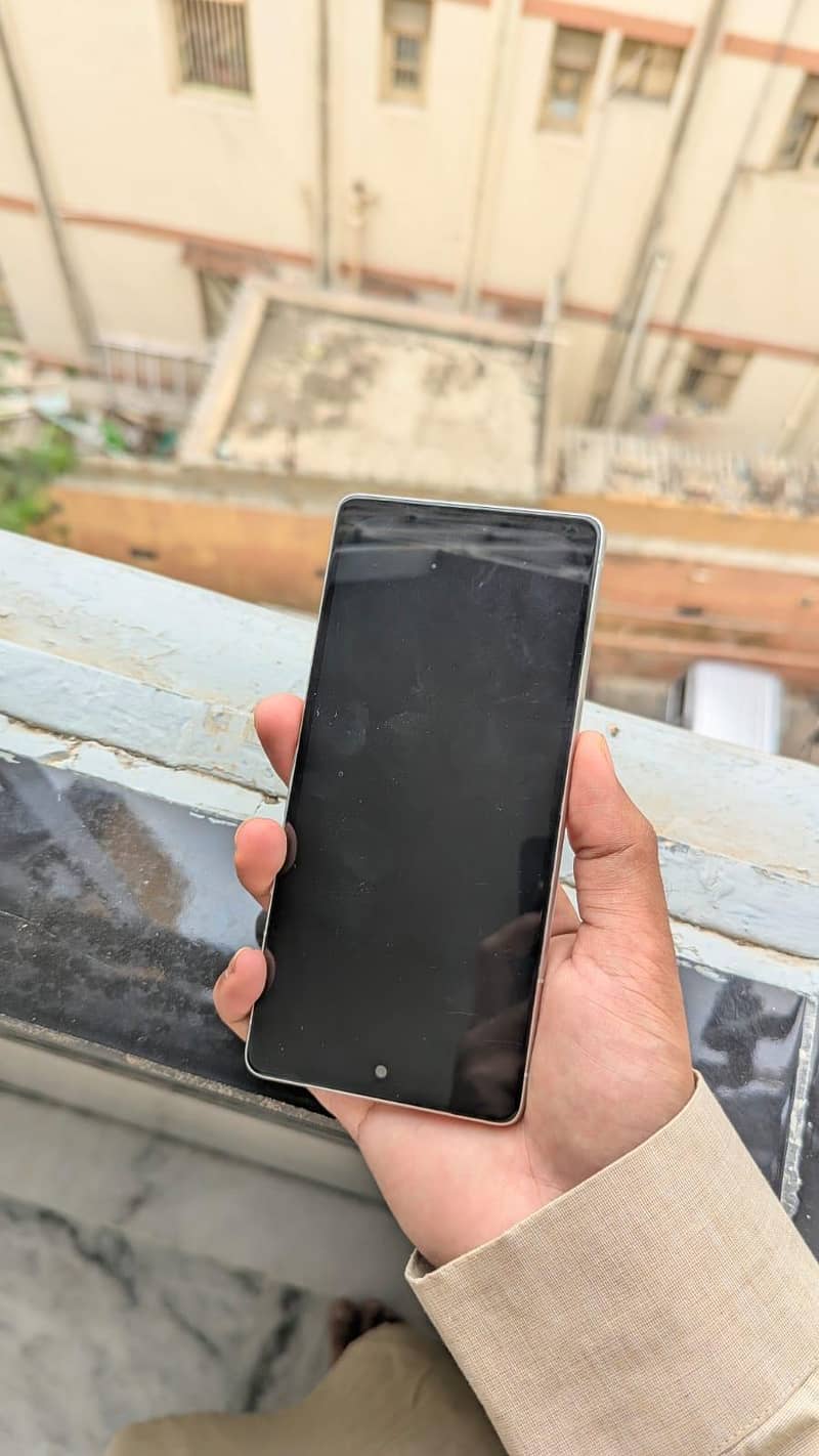 Google Pixel 7 5
