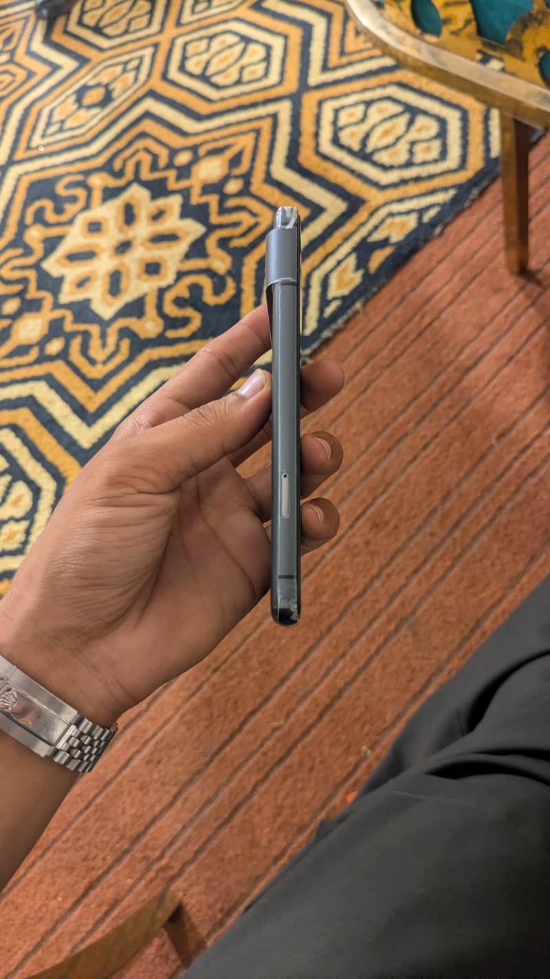 Google Pixel 8 3